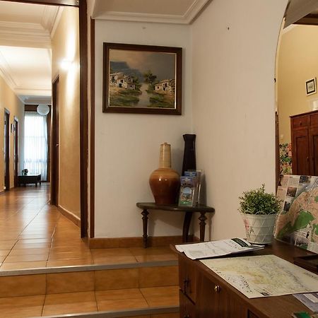Pension Iberia Llanes Buitenkant foto
