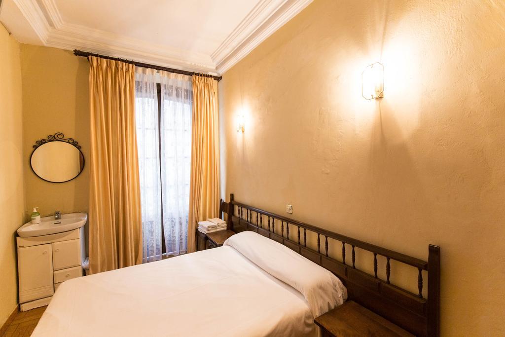 Pension Iberia Llanes Kamer foto