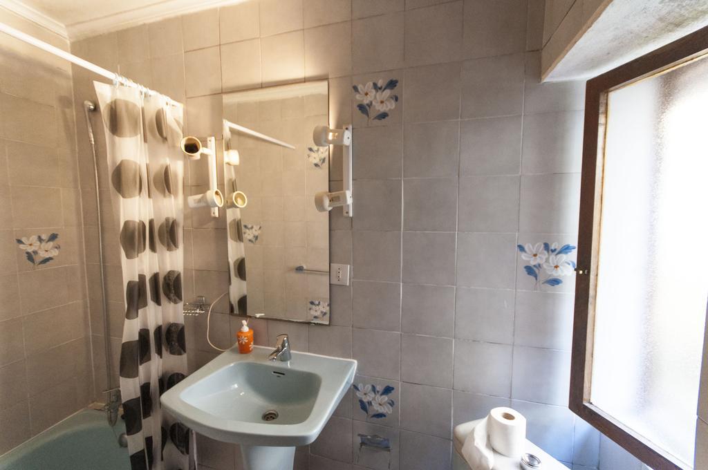 Pension Iberia Llanes Buitenkant foto